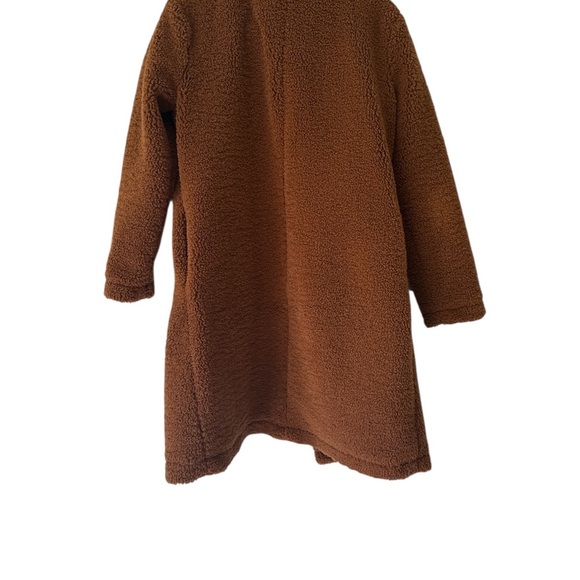 Dress Forum Brown Teddy Jacket Plush Lapel Design - Picture 2 of 3